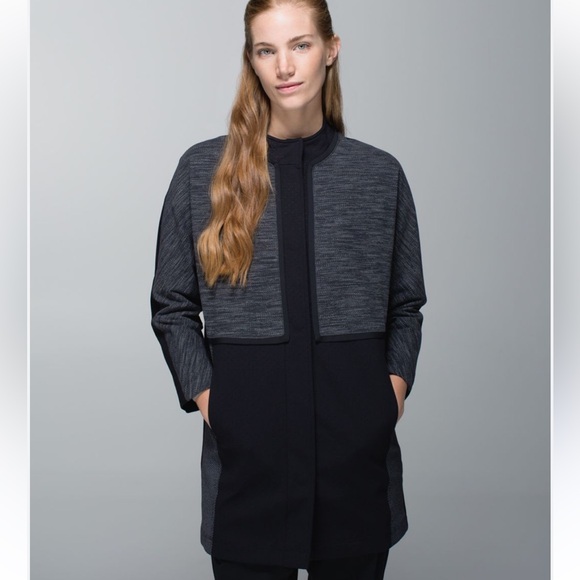 Lululemon Cocoon Car Snap Button Coat - Picture 2 of 14